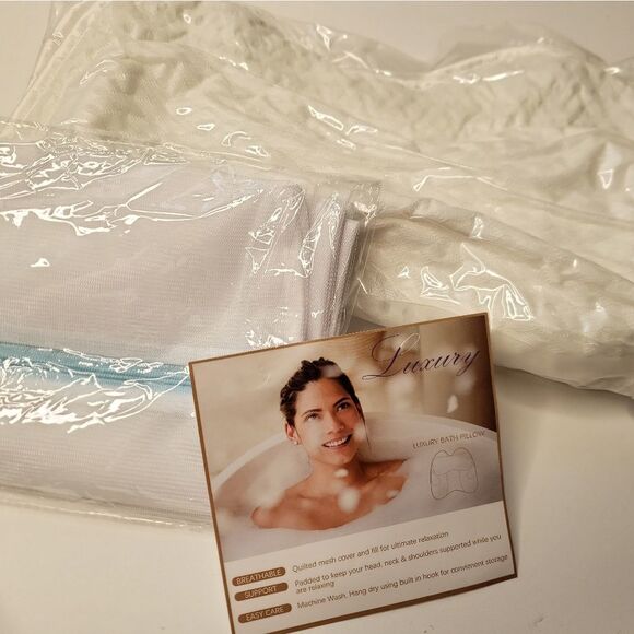 Bath Pillow  - Picture 3 of 4